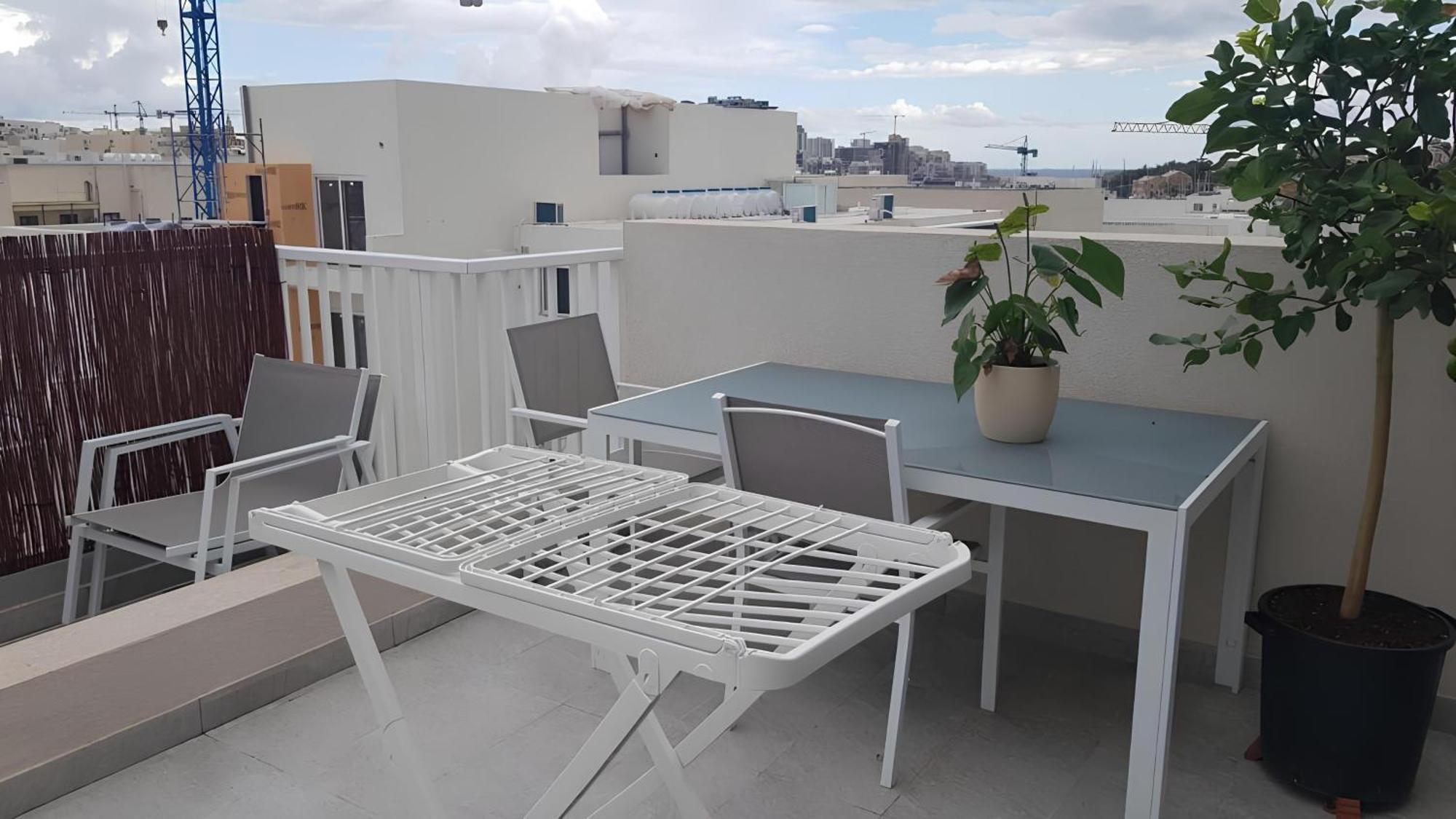 Elise Apartments Gzira Værelse billede